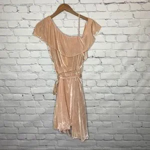 wayf brown velvet dress BRYLIE VELVET MAXI DRESS
